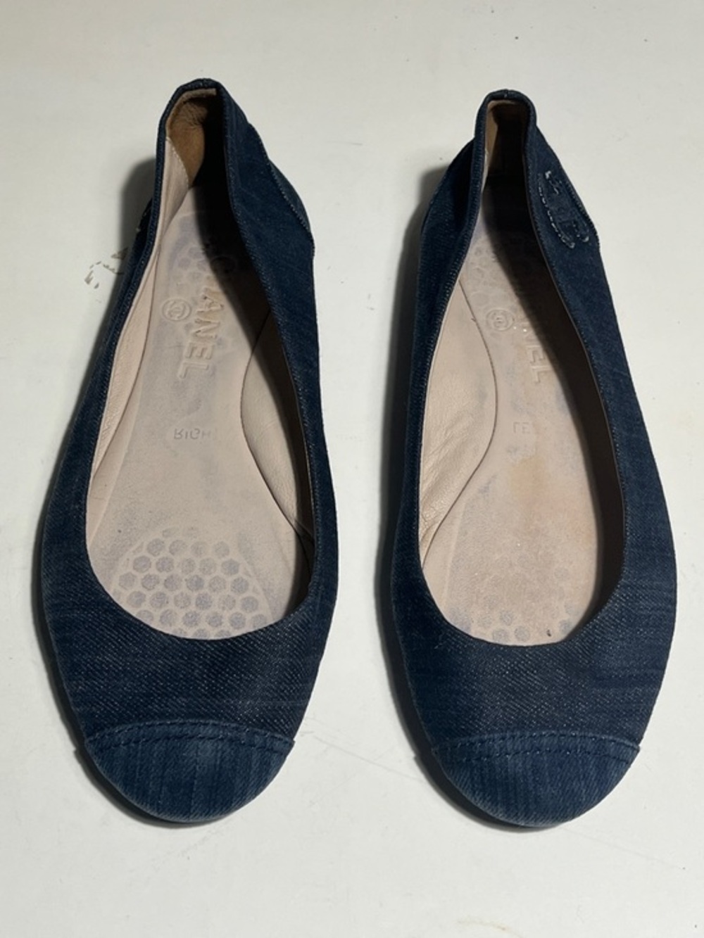 CHANEL Dark Navy Denim Ballet Flats